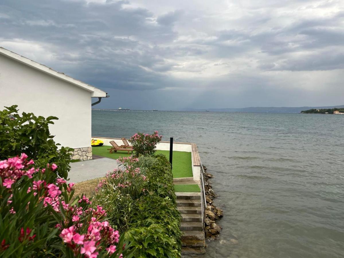 Villa Olga - Uniqe House With Private Beach Ankaran Exterior photo